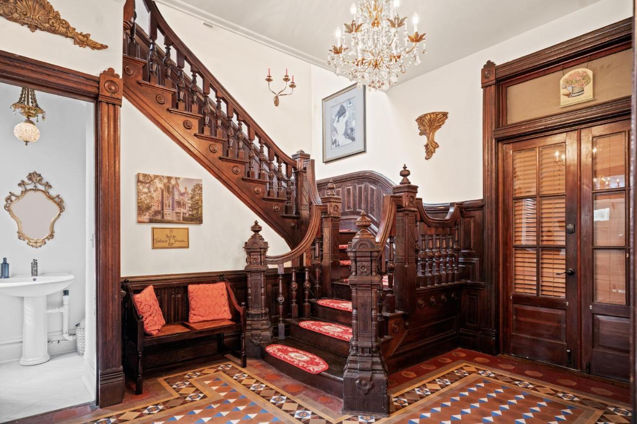 Amethyst Garden Bed & Breakfast Савана Екстериор снимка