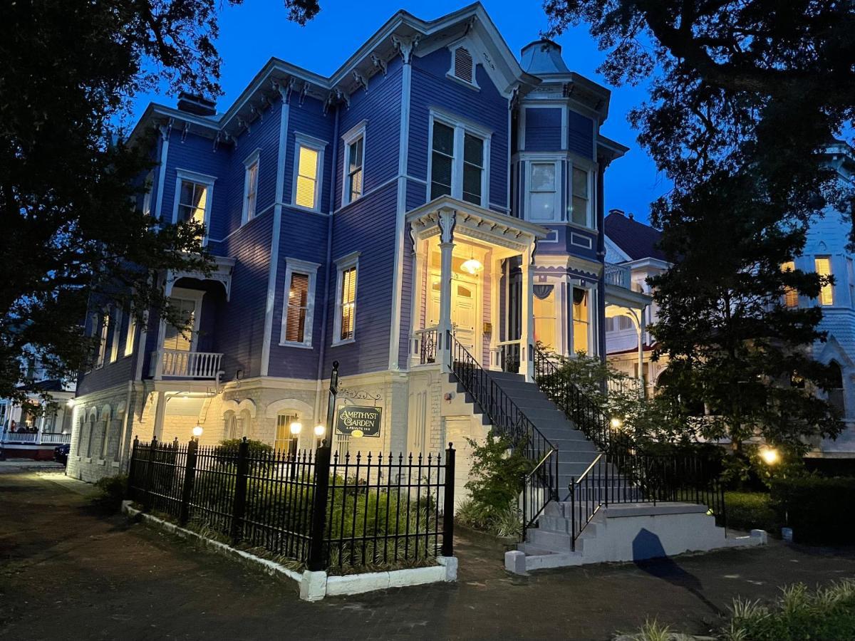 Amethyst Garden Bed & Breakfast Савана Екстериор снимка