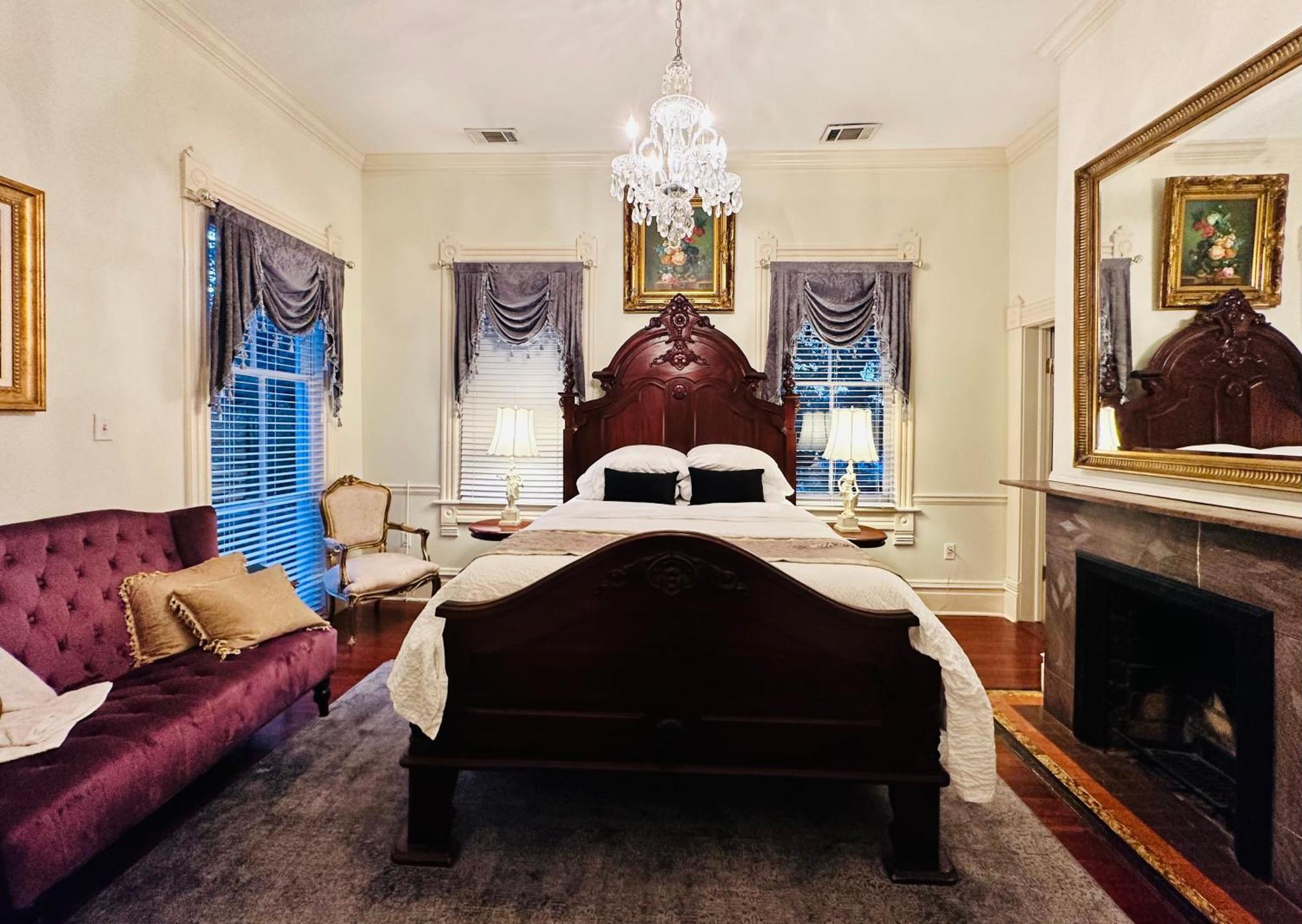 Amethyst Garden Bed & Breakfast Савана Екстериор снимка