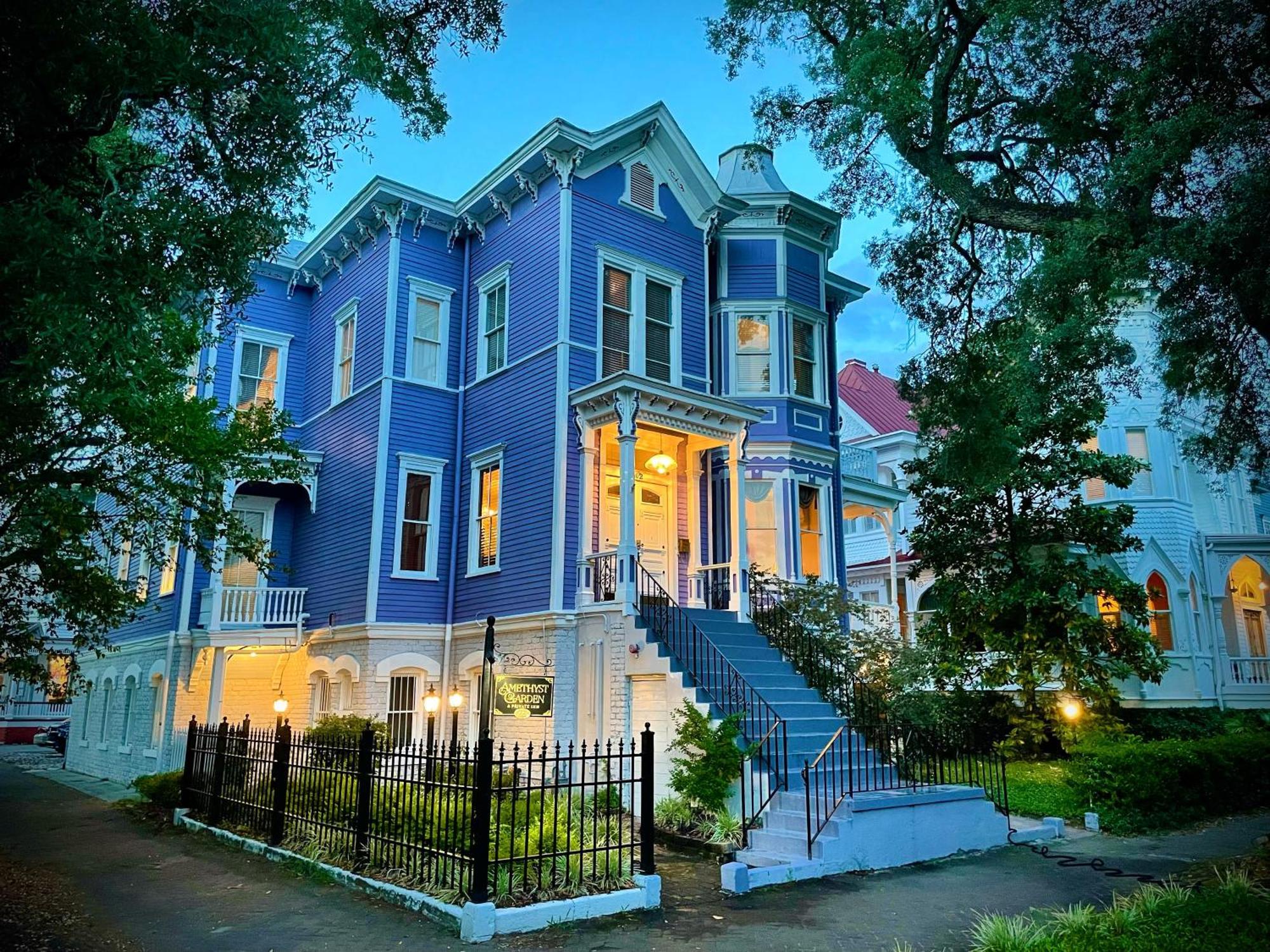 Amethyst Garden Bed & Breakfast Савана Екстериор снимка