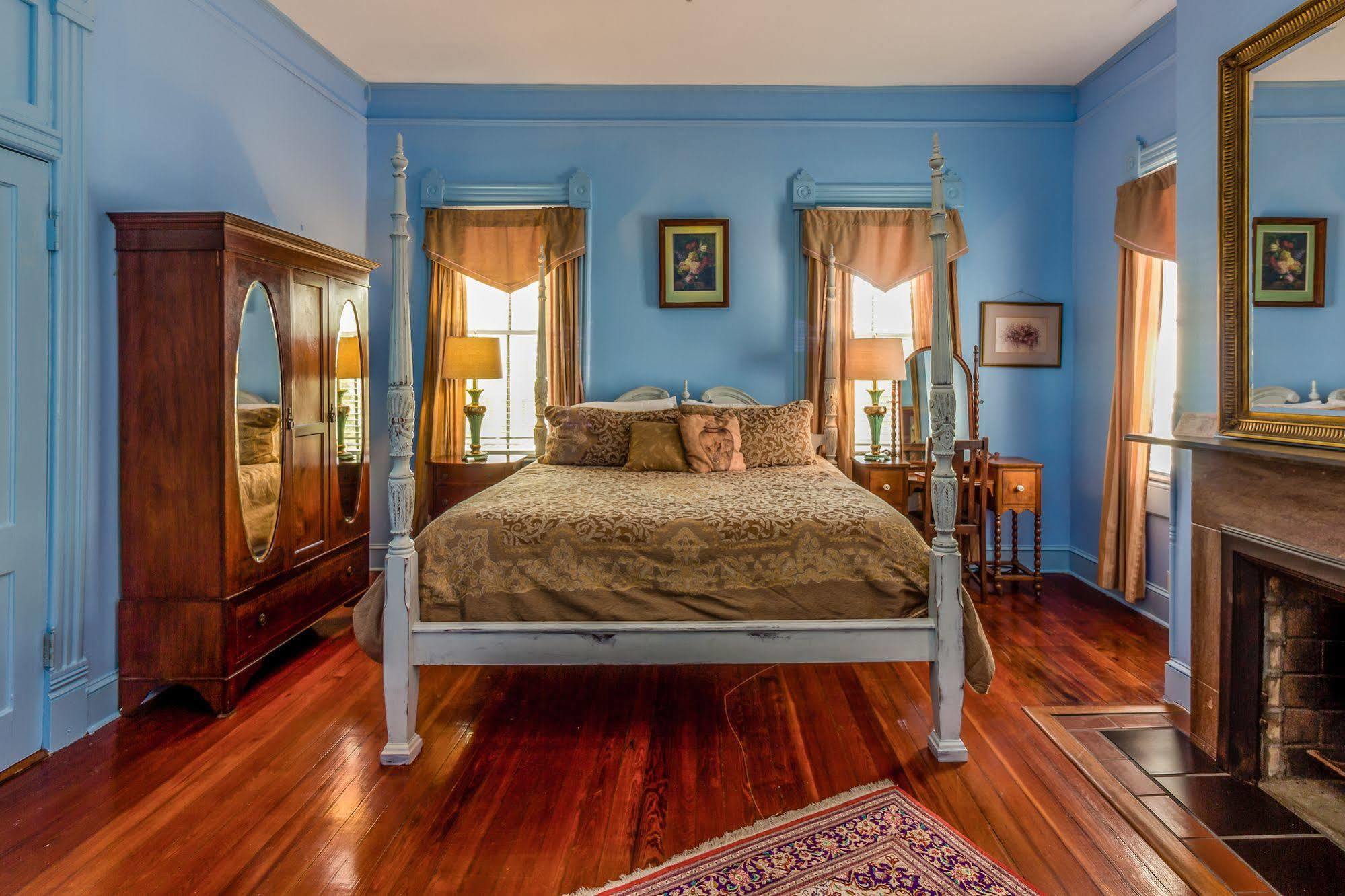 Amethyst Garden Bed & Breakfast Савана Екстериор снимка